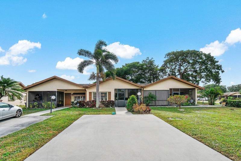2 bedroom Villa at 5814 Doris Court, Delray Villas 3, Delray Beach — photo 2