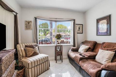 5814 Doris Court, Delray Beach FL - photo 10 of 22