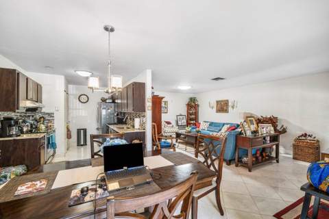 5814 Doris Court, Delray Beach FL - photo 11 of 22