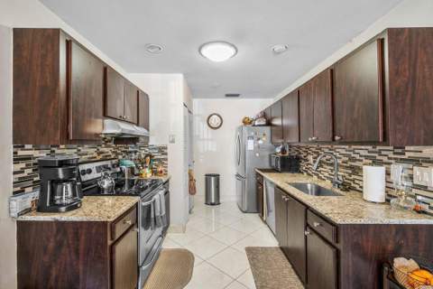 5814 Doris Court, Delray Beach FL - photo 12 of 22