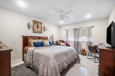 5814 Doris Court, Delray Beach FL - photo 16 of 22