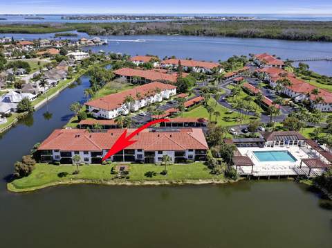 6081 SE Landing Way #6, Stuart FL - photo 18 of 37