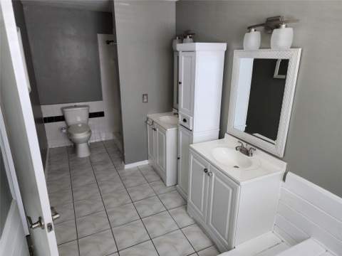 2619 NW 47th Lane, Lauderdale Lakes FL - photo 21 of 33