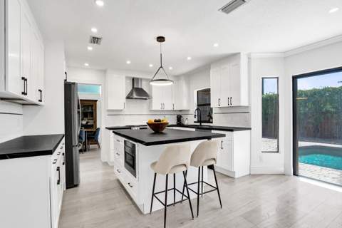 10650 Paris Street, Cooper City FL - photo 12 of 66