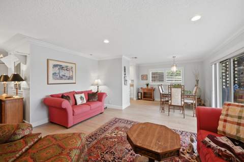 324 Orange Tree Drive #4, Atlantis FL - photo 11 of 39