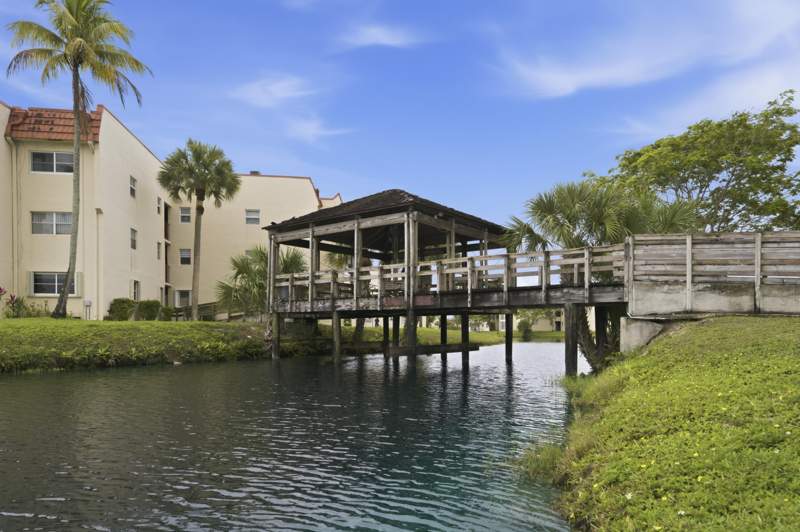 2 bedroom Condominium at 2900 Sunrise Lakes Drive #201, Sunrise Lakes 3 Condo, Sunrise — photo 5