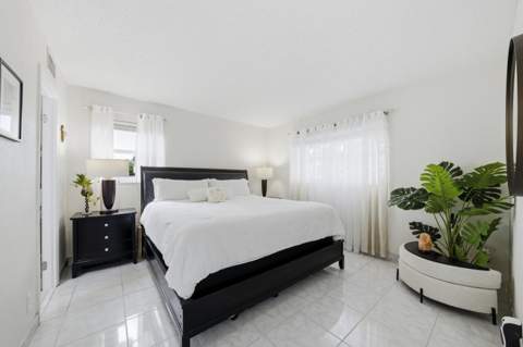 2900 Sunrise Lakes Drive #201, Sunrise FL - photo 14 of 22