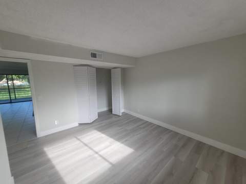5917 Via Vermilya #206, Lake Worth FL - photo 14 of 77