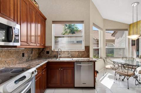 8864 Shoal Creek Lane, Boynton Beach FL - photo 6 of 52