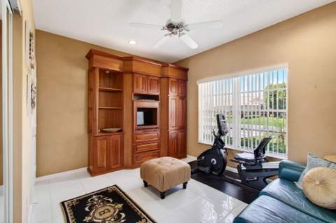 8864 Shoal Creek Lane, Boynton Beach FL - photo 16 of 52