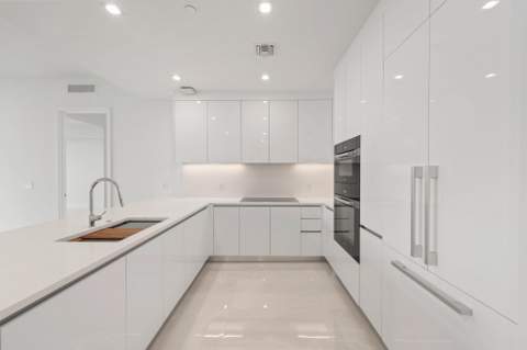 220 Lake Shore Drive #1121, Lake Park FL - photo 6 of 65