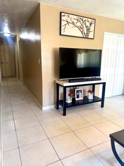 1481 SW 7th Terrace, Deerfield Beach FL - photo 8 of 32