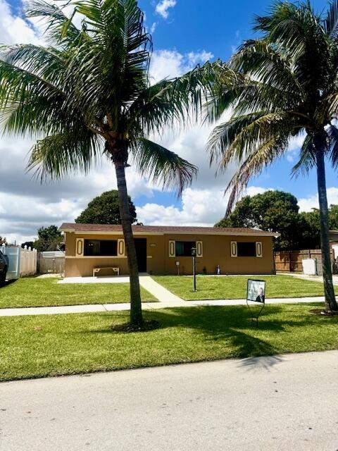 3 bedroom Single Family Residence at 1481 SW 7th Terrace, Arch Estates, Deerfield Beach — photo 2
