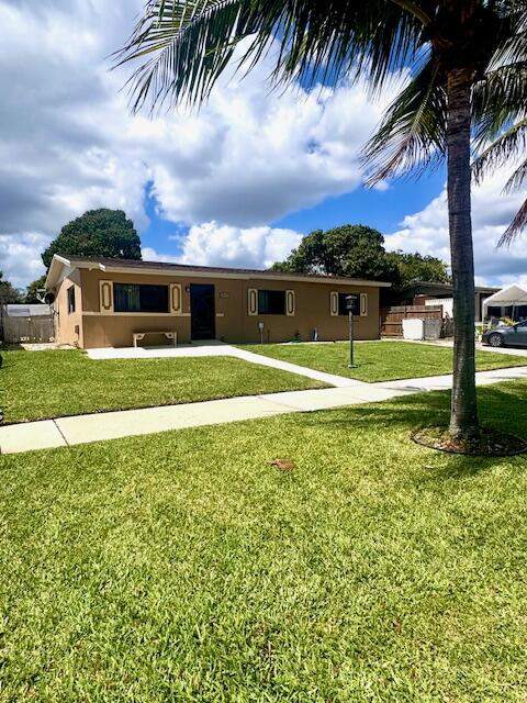 3 bedroom Single Family Residence at 1481 SW 7th Terrace, Arch Estates, Deerfield Beach — photo 3