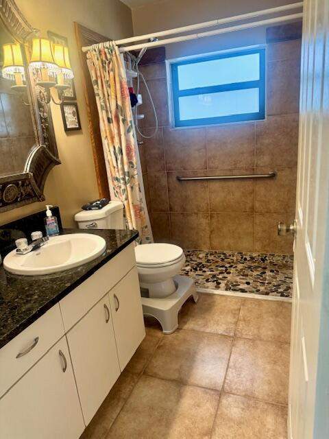1481 SW 7th Terrace, Deerfield Beach FL - photo 10 of 32