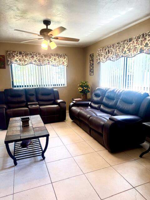 1481 SW 7th Terrace, Deerfield Beach FL - photo 6 of 32