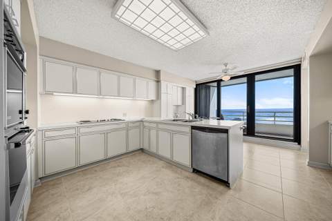 1500 S Ocean Boulevard #604, Boca Raton FL - photo 21 of 61