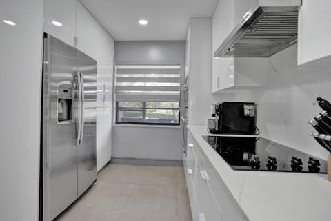 21675 Tall Palm Circle #2b, Boca Raton FL - photo 10 of 44