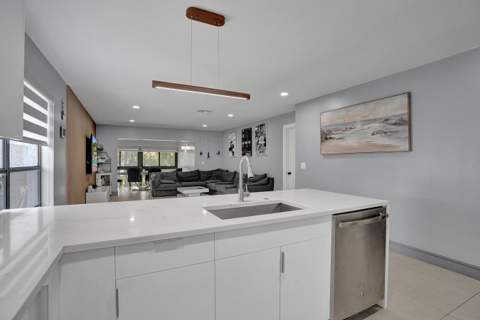 21675 Tall Palm Circle #2b, Boca Raton FL - photo 11 of 44