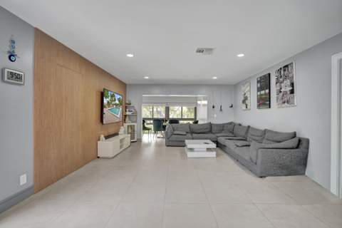 21675 Tall Palm Circle #2b, Boca Raton FL - photo 15 of 44