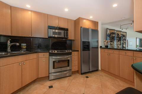 511 Bayshore Drive #707, Fort Lauderdale FL - photo 7 of 31