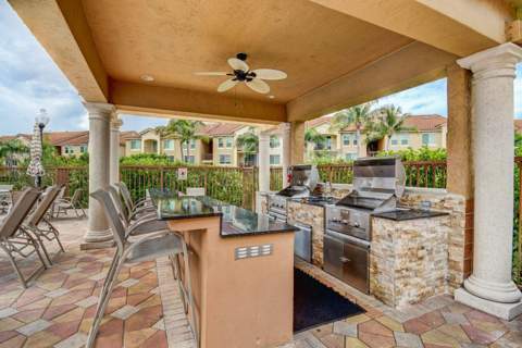 310 Villa Circle #310, Boynton Beach FL - photo 18 of 46