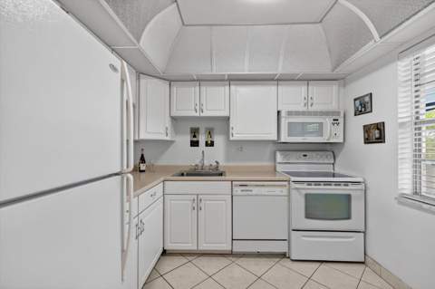7787 Golf Circle Drive #310-k, Margate FL - photo 6 of 48