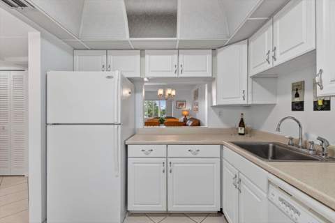 7787 Golf Circle Drive #310-k, Margate FL - photo 8 of 48