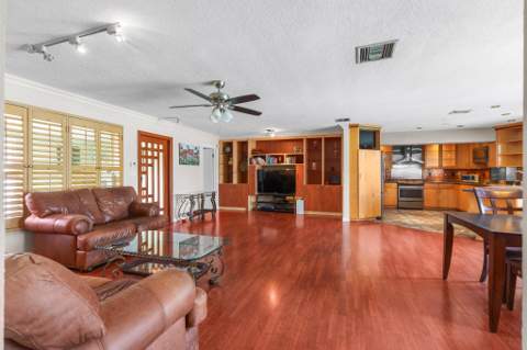 101 SE 14th Street, Pompano Beach FL - photo 6 of 80