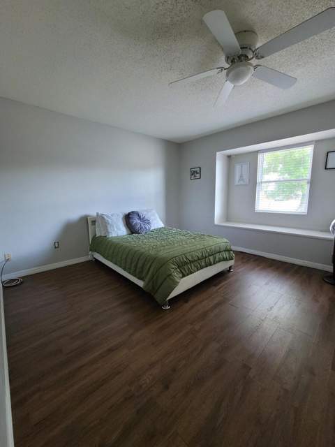 262 NE Floresta Drive, Port St. Lucie FL - photo 17 of 40