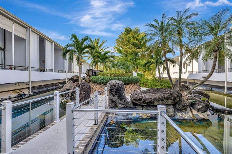 1 bedroom Condominium at 3589 S Ocean Boulevard #10, Mayfair House Condo, South Palm Beach — photo 2