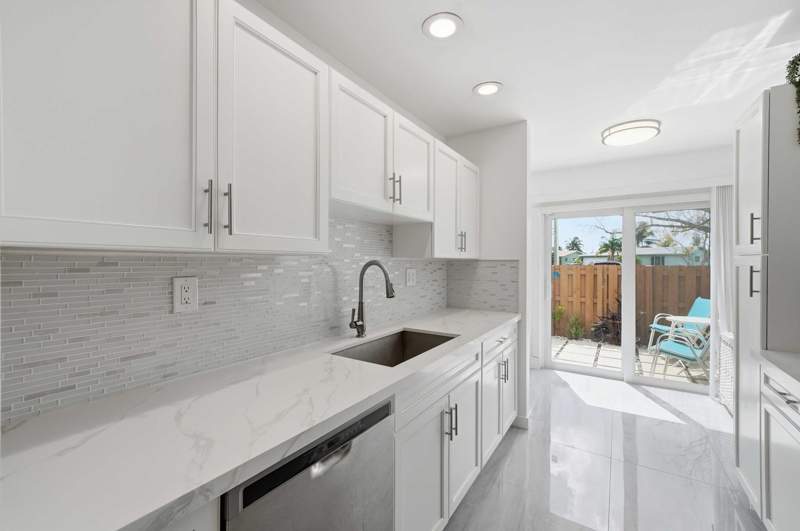 2 bedroom Townhouse at 10875 NW 29th Manor #8, Country Squire Townhomes, Sunrise — photo 3
