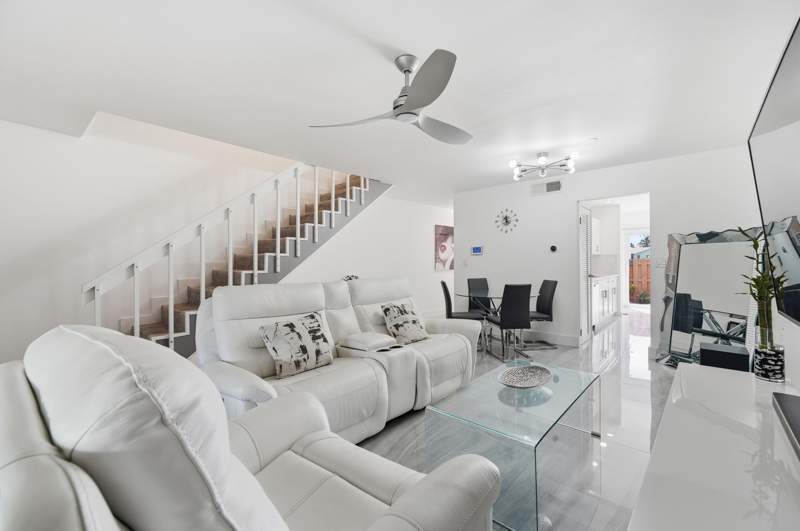 2 bedroom Townhouse at 10875 NW 29th Manor #8, Country Squire Townhomes, Sunrise — photo 2