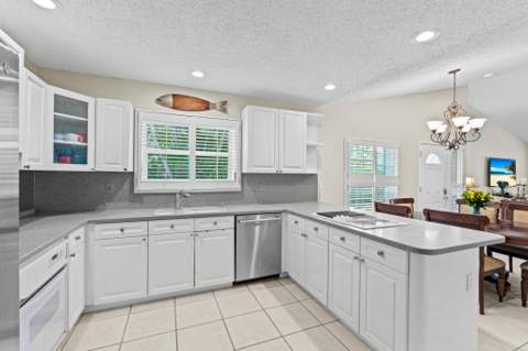 9722 Erica Court, Boca Raton FL - photo 6 of 46