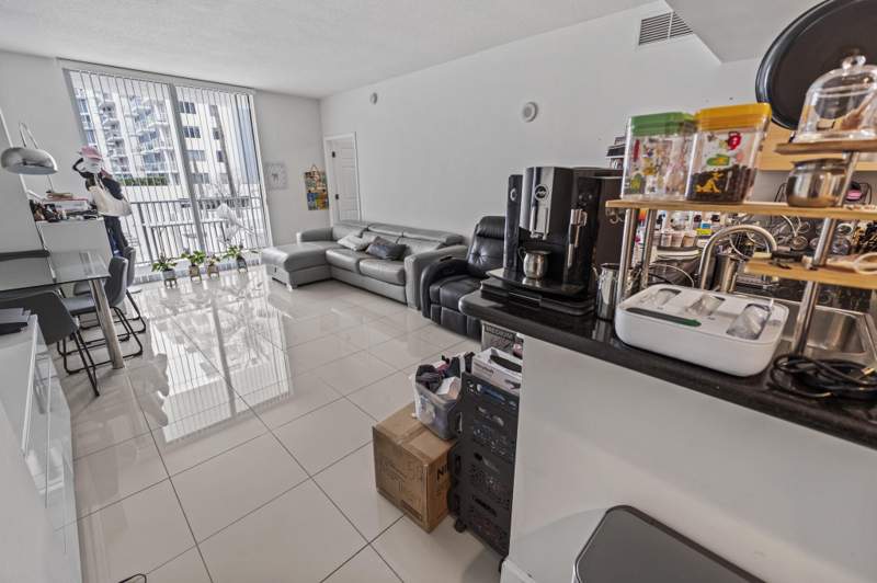 2 bedroom Condominium at 140 S Dixie Highway #512, Hollywood Station Res Condo, Hollywood — photo 5