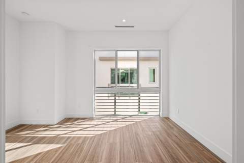 11 SE 11th Avenue, Fort Lauderdale FL - photo 15 of 26
