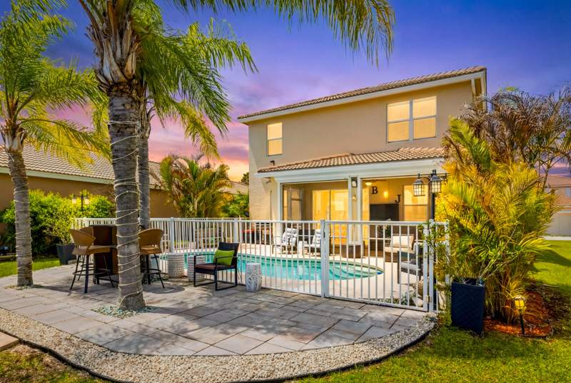 4 bedroom Single Family Residence at 707 NW Leonardo Circle, Vizcaya Falls Plat 1, Port St. Lucie — photo 4