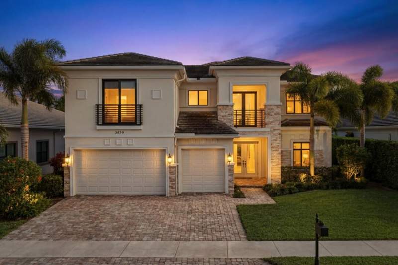 5 bedroom Single Family Residence at 2630 NW 69th Street, Royal Palm Polo Plat, Boca Raton — photo 2