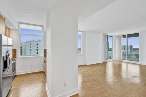 315 NE 3rd Avenue #1201, Fort Lauderdale FL - photo 6 of 50