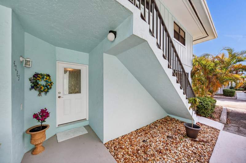 2 bedroom Condominium at 4083 SE Centerboard Lane #3-a, Mariner Cay Condo, Stuart — photo 3