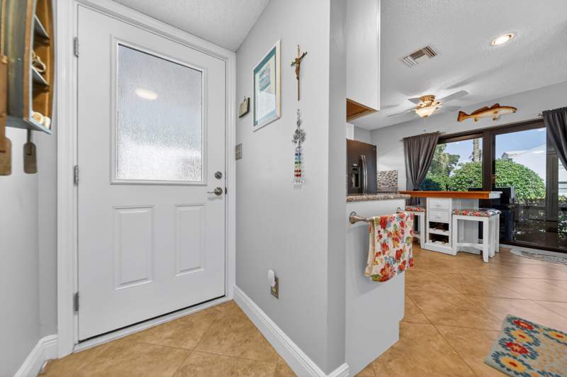 2 bedroom Condominium at 4083 SE Centerboard Lane #3-a, Mariner Cay Condo, Stuart — photo 4