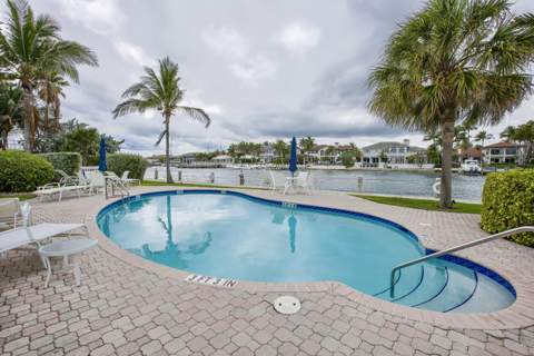 1043 Hillsboro Mile Hillsboro Mile #18c, Hillsboro Beach FL - photo 15 of 16