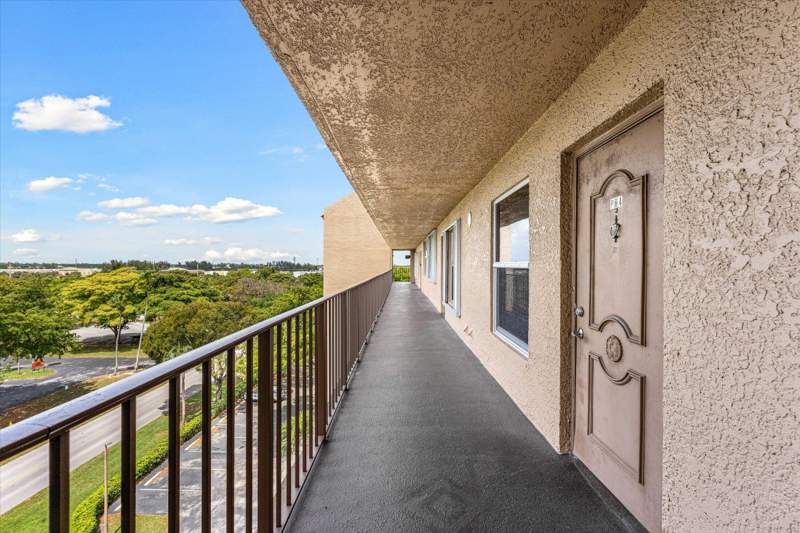 2 bedroom Condominium at 4570 NW 18th Avenue #704, Waters Edge Towers Condo, Deerfield Beach — photo 2