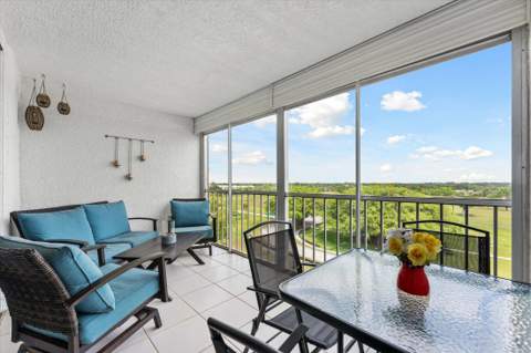 4570 NW 18th Avenue #704, Deerfield Beach FL - photo 13 of 34