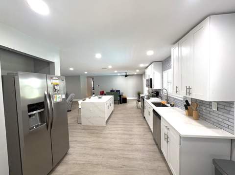 1401 NW 75th Terrace, Plantation FL - photo 7 of 35