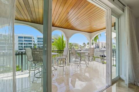 69 Isle Of Venice Drive, Fort Lauderdale FL - photo 6 of 63