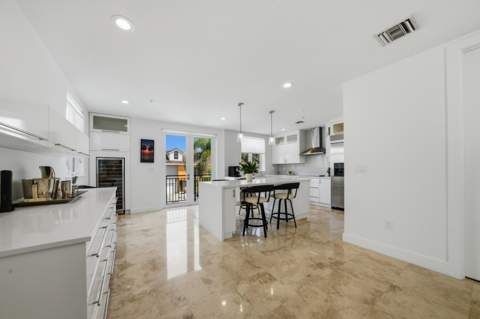 69 Isle Of Venice Drive, Fort Lauderdale FL - photo 17 of 63