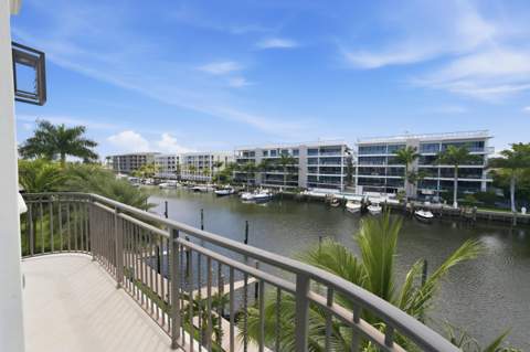 69 Isle Of Venice Drive, Fort Lauderdale FL - photo 21 of 63