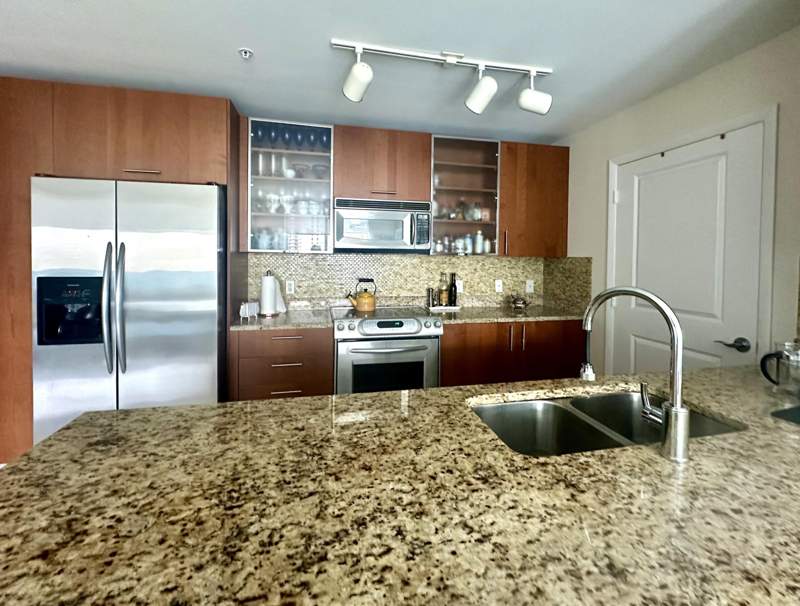 2 bedroom Condominium at 1945 S Ocean Drive #609, Ocean Marine Yacht Club Condo, Hallandale Beach — photo 3