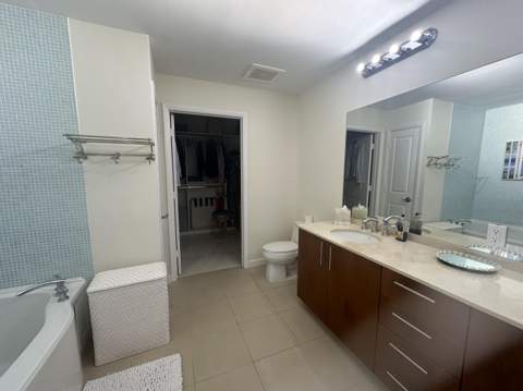 1945 S Ocean Drive #609, Hallandale Beach FL - photo 6 of 30